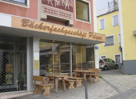 Café Im Bäckereifachgeschäft Pilger inside