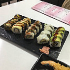 Kiyomi Sushi food