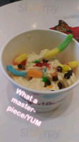 Yogurtland food