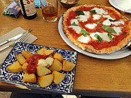Marcellino Pizza E Vino food