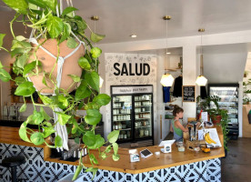 Salud Juice 4th St outside