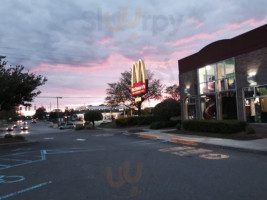 Mcdonald's outside