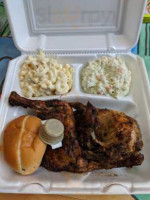 Trappers Chicken Bbq food