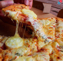 Domino's Pizza Golbey food