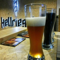 Hellriegel Beer Company food