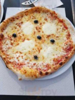 Tonton Pizz’ food