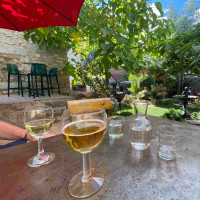 La Zone Bleue, Chez Agnès Et Azou food