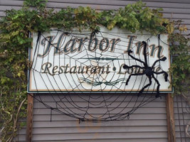 Harbor Inn food