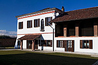 Agriturismo Cascina Bianca inside