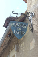 La Brasserie Du Lavoir outside