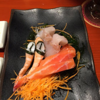 Edo Sushi Bar - Basadre food