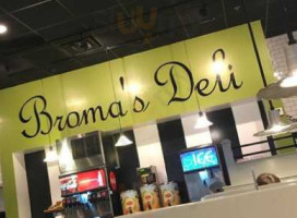 Broma's Deli inside
