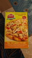 Pizza Artisanale food