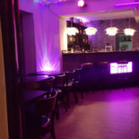 Benny's Dentro