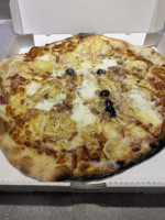 Pizza L'etna food