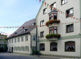 Hotelgasthof Seidlbräu outside