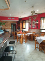 El Chaflan inside