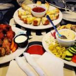 Geno's Grill Comida