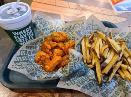 Wingstop food