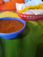 Tr3s Mexican Grill food