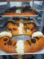 Adonai Bakery food