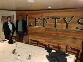 Lefty's Grill food