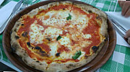 Pizzeria La Bruna Di Criscuolo Giuseppe E C food