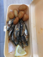 Le Banc Des Sardines food
