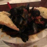 Three Cod Tavern Dentro