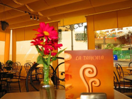 Cafeteria La Tahona inside