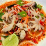 ยำอิเอ๋อ สาขาลำปาง Comida