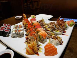 Oishi Sushi Grill food