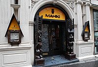 Mahiki inside