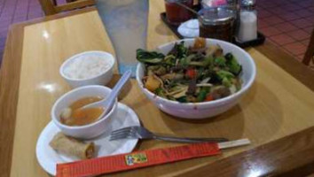Kim Son Mongolian Bbq food
