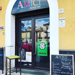 Amici Lounge Exterior