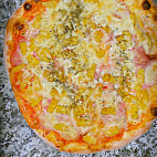 Restaurant Pizzawagen La Barca food