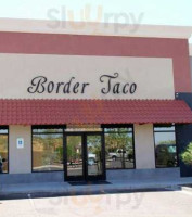 Border Taco outside