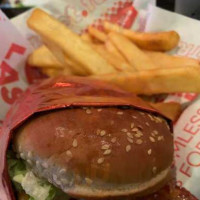 Red Robin Gourmet Burgers And Brews food