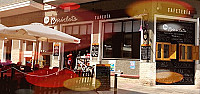 La Bicicleta Taperia Cafeteria inside