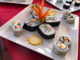 Aloz Chino Sushi & Wok food