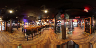 North River Tavern inside