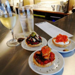 De•tapas Bodega Comestibles Comida