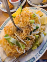 Sophia's Authentic Thai Cuisine food