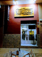 La Tasca Del Barrio food