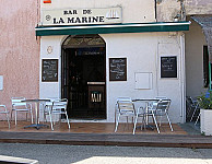 Pizzeria De La Marine inside