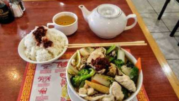777 Hunan Cuisine food