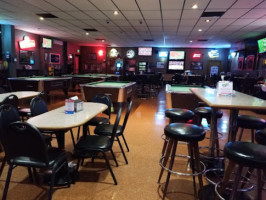 Sonny's Tavern inside