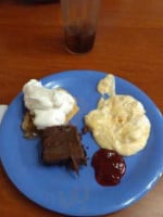 GOLDEN CORRAL BUFFET & GRILL food