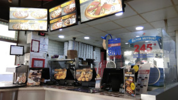 Domino's Pizza Menderes inside