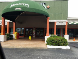 Mcalister's Deli outside